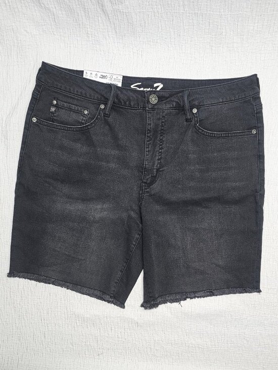 Seven7 Pants - Seven7 Women's Mid Rise Relaxed Bermuda Jean Short Black
